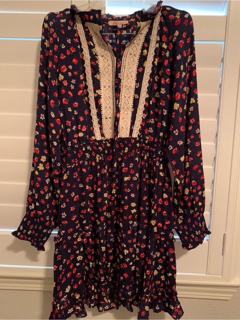 Fille Rose Women's Navy Floral Lace-Trim Dress Size M